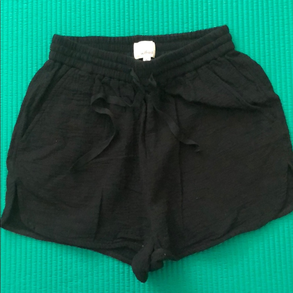 Wilfred black shorts